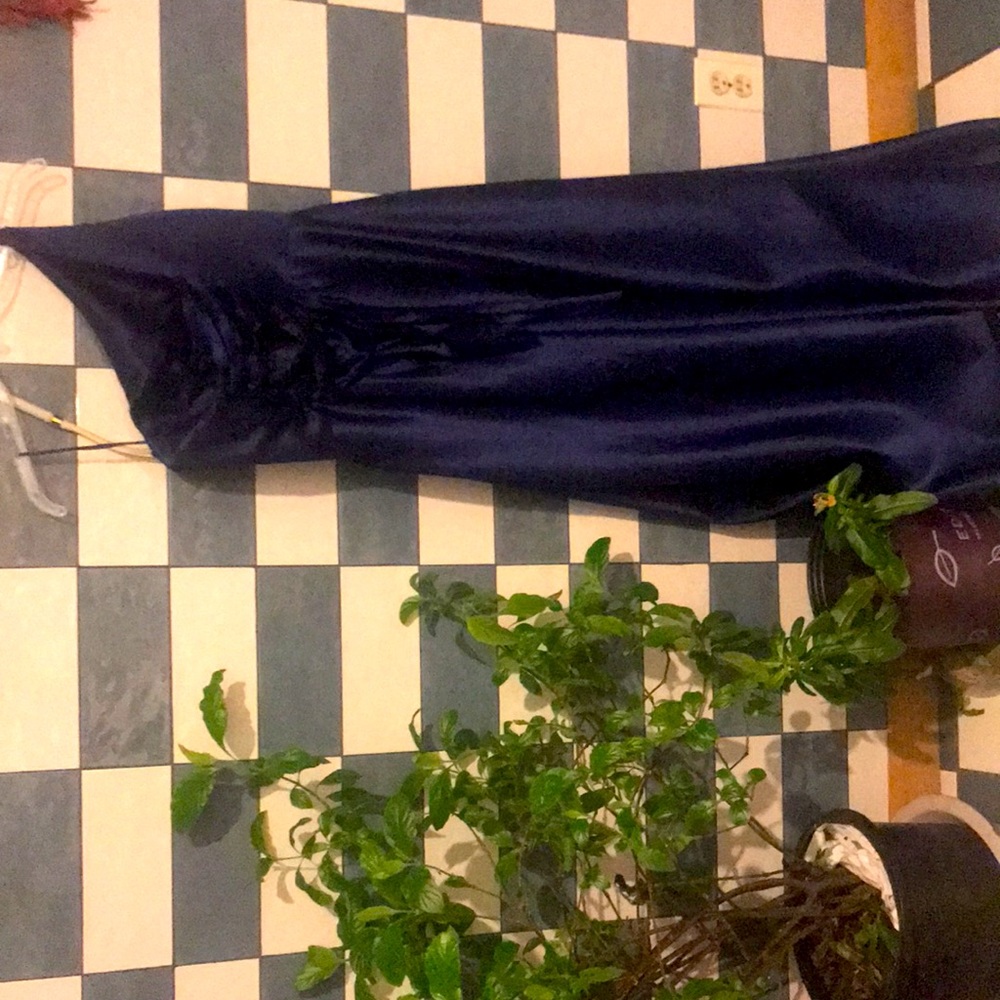 Dark blue. Size 2 - Picture 2 of 9